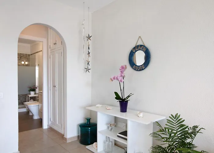 Cerca De La Playa Santiago del Teide