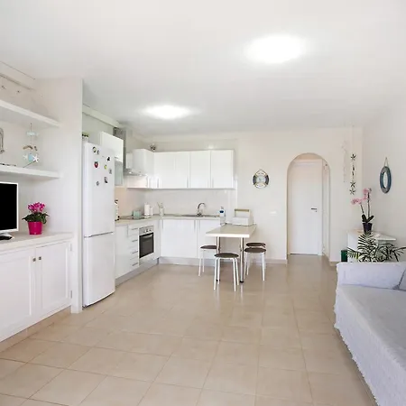 Apartmán Cerca De La Playa *